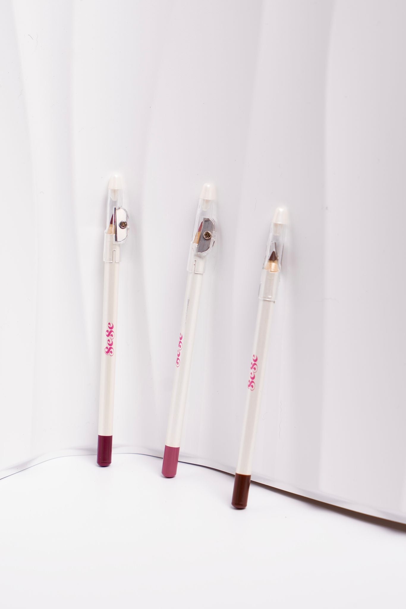 Ava’s Apple Lip Liner #18